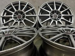 BS BLIZZAK VRX2 205/60R16】スタッドレス【TOYOTA 80ヴォクシー 純正 
