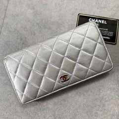 CHANEL マトラッセ ラウンドファスナー 長財布 シルバー 鑑定済 美品