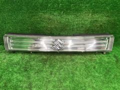 日産62310-70T01 ラジエターグリル C34ローレル | Mercari