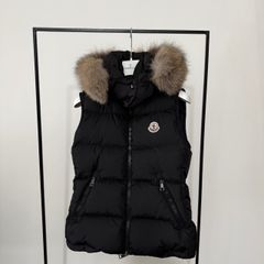 MONCLER ダウンベスト ファー付 ブラック size0 - メルカリ
