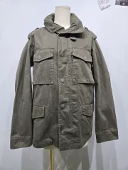 アヴィレックス カーキ色 マウンテンパーカー ミリタリー ジャケットのサムネイル