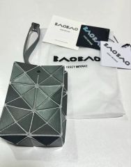 BAO BAO ISSEY MIYAKE MINI CUBEキーケース - メルカリ