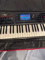 Roland FA-06 シンセサイザー ソフトケース付属のサムネイル