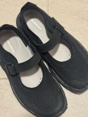 salomon メリージェーン スニーカー ブラック 24cm - メルカリ