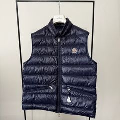 極美品 モンクレール GUI ライトダウンベスト 0 濃紺 MONCLER - メルカリ