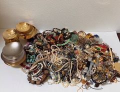 [33402] Necklace, Ring, Brooch, Tie Pin, Natural Stone, Gold and Silver Cups, Total Weight Approx. 4.0kg, Accessories Bundle, Used, Antique