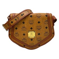 MCM ブラウンレザー ショルダーバッグ - メルカリ