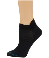 ダーンタフバーモント レディース アンダーウェア 靴下 Darn Tough Vermont Runo Show Tab UltraLightweight Black ブラックのサムネイル