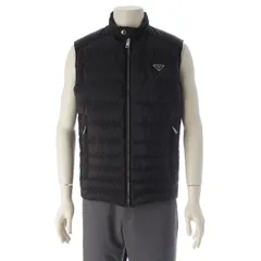 プラダ 24年 トライアングルロゴ ダウンベスト アウター SGH 069 ブラック 48【中古】のサムネイル