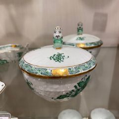 ヘレンド 飾壺 シノワズリ 獅子摘み 花文 金彩 ハンドペイント 手描き