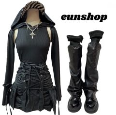 完売品✨️Manywayフリルリボンハーネス黒ボディベルトezickモード