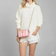 Victoria's Secret ヴィクトリアシークレット ビクシー ショルダーポシェットのサムネイル