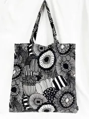 marimekko マリメッコ シイルトラプータルハ モノトーン 花柄 トート バッグ 白・黒 ■■レディースのサムネイル