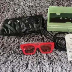 オフホワイト サングラスのサムネイル