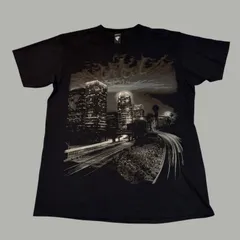 00s FAMOUS STAR AND STRAPS Night View S/S TEE L BLK BLINK182 Travis Barker フェイマス トラヴィス 黒 夜景 古着のサムネイル