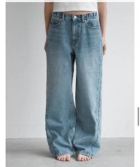美品】 WILLIAM B.ELIOTT カーブデニムパンツ ブルー - メルカリ