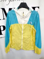 THE NORTH FACE ザノースフェイス 超軽量 ウィンドブレーカー レディース ジャケットのサムネイル
