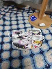 240 VANS セーラームーン ハイのサムネイル