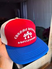 新品CHROME HEARTS トラッカーキャップ レッド ブルー - メルカリ