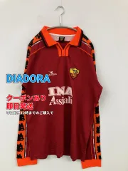 DIADORA ディアドラ Tシャツ/カットソー レッド 前面プリント 刺繍 ミドル丈 長袖 メンズのサムネイル