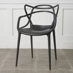 美品】Kartell Masters チェア ブラック - メルカリ