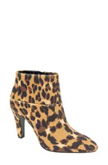BCB ジェネレーション レディース シューズ ブーツ・レインブーツ BCBGeneration Riverlin Bootie Cheetah Print Faux Furのサムネイル