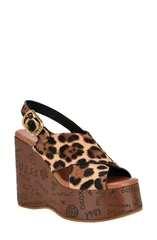 ゲス レディース シューズ ヒール プラットフォーム サンダル GUESS Yarisel Platform Wedge Sandal Medium Brown ブラウンのサムネイル