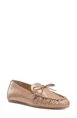 スチュアート ワイツマン レディース シューズ スリッポン・ローファー Stuart Weitzman Britt Bow Loafer Fawnのサムネイル