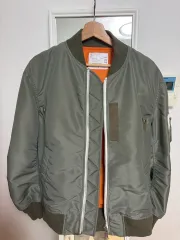 Sacai サカイ MA-1のサムネイル