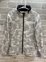 【B3-03】◇OAKLEY サイズS ナイロンジャケット　グレー　ホワイト　迷彩のサムネイル