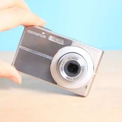 動作品❁極美品 OLYMPUS EF-3010 オリンパス オールドコンデジ デジカメ 平成デジカメ レトロ シャンパンゴールド 動作確認済み H448のサムネイル