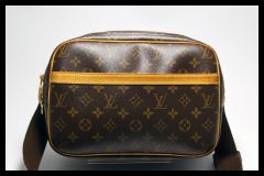 □ルイヴィトン ディスカバリー アエログラム 三つ折り財布 LOUIS
