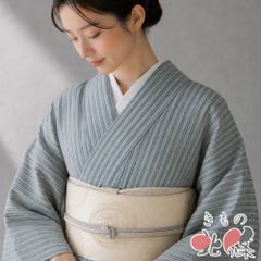男物 夏物 夏着物 着物 中古 正絹 カジュアル 地模様 流線模様 黒色