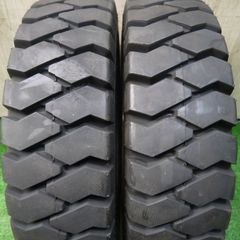 バリ溝！キレイ！9.5分☆KEELER FORCE 215/70R16 スタッドレス