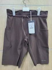 新品 ザラ 5分丈 レギンス Lのサムネイル