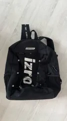 オールモストブルー izro バックパック ブラックのサムネイル