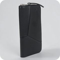 LOEWE 二つ折り財布 パズル ソフトグレインカーフ本革　ブラック LOEWE 二つ折り財布 パズル ソフトグレインカーフ本革 ブラック - メルカリ