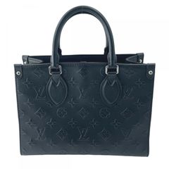 中古】 GUCCI グッチ パスポートカバー 154694 GGスプリーム 手帳