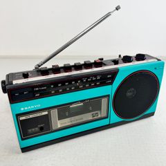 SANYO M-V40K ラジオ・カセットプレーヤー ジャンク品 SANYO M-V40K ラジオ・カセットプレーヤー ジャンク品 - メルカリ