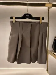FENDI フェンディ ハーフパンツ ショーツ ブラウン 42サイズのサムネイル