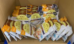ゆ*ち様 尾西食品 アルファ米 非常食 セット わかめご飯チキンライス
