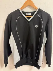(^w^)b  ヨネックス YONEX Vブレーカー Lサイズ 黒 グレー 裏地付き ウィンドブレーカー ピステ トレーナー ウェア テニス ソフトテニス バドミントン 部活 防寒 ヒートカプセル ジャケット メンズ レディース 美品 OM13342MRのサムネイル