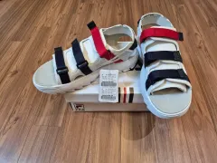 (新品 オーバーサイズ) FILA スポーツ サンダルのサムネイル