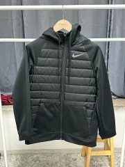 ナイキ正規品 / メンズ95 / ゴルフ SWING ブラック 軽量 ジャケットのサムネイル