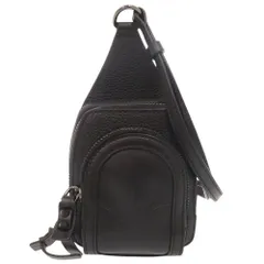 新品同様 クリスチャンルブタン LOUBIFUNK ルビファンク ミニ レザー ブラック ショルダーバッグ 黒 1112 Christian Louboutinのサムネイル