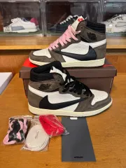 260)NIKE ジョーダン1 トラヴィススコット レトロモカ ogのサムネイル