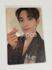 seventeen 17's cut 3周年 展示会 ドギョム 生写真 ③ - メルカリ