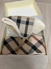 新品 DAKS キッズ 帽子 マフラー セットのサムネイル