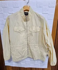 GUESS 옐ロー ウィンドブレーカー ジャケットのサムネイル