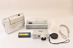 ☆ジャンク品☆ SONY ソニー Cyber-shot DSC-F77 シルバー コンパクト